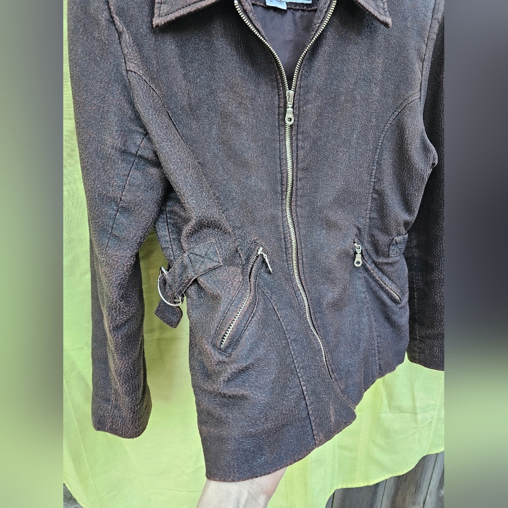 Vintage 90's Distressed Brown Faux Leather Jacket - Picture 3 of 13